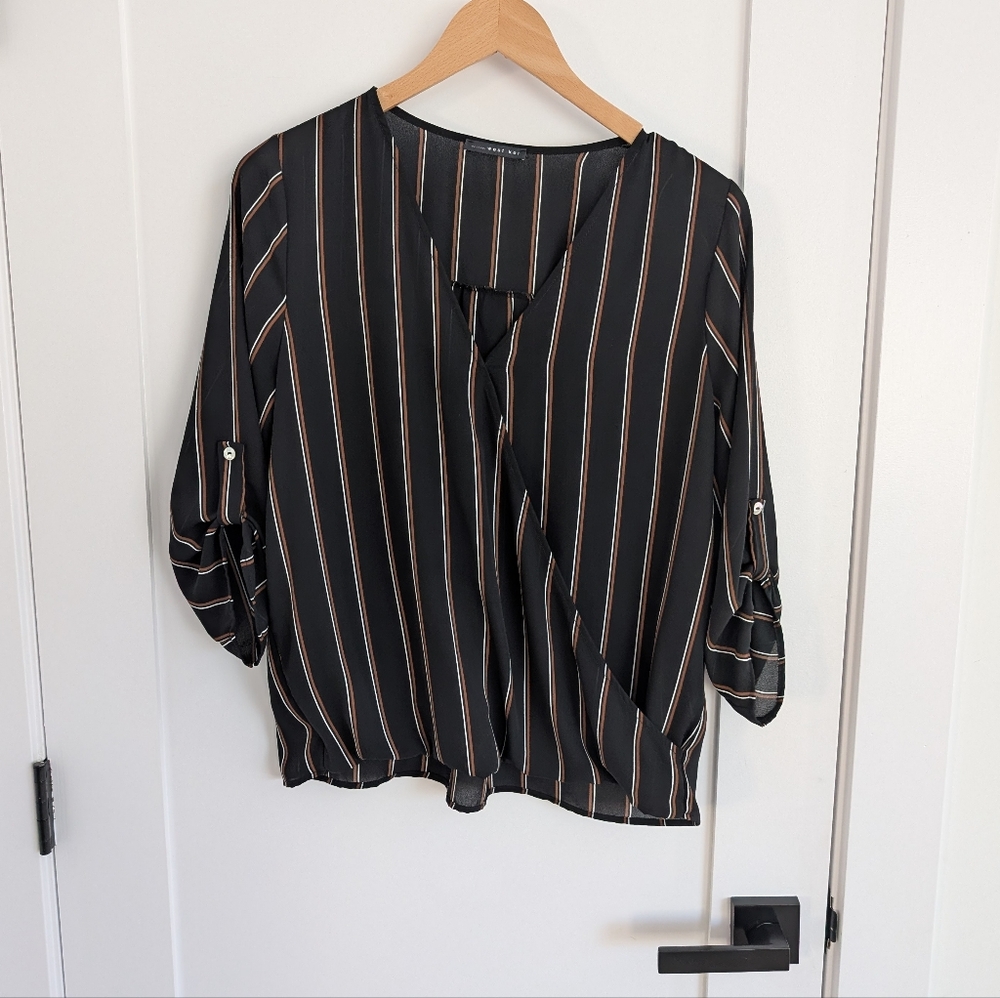 ✨4 for 12 West Kei Allan Rolltab Blouse Size Small